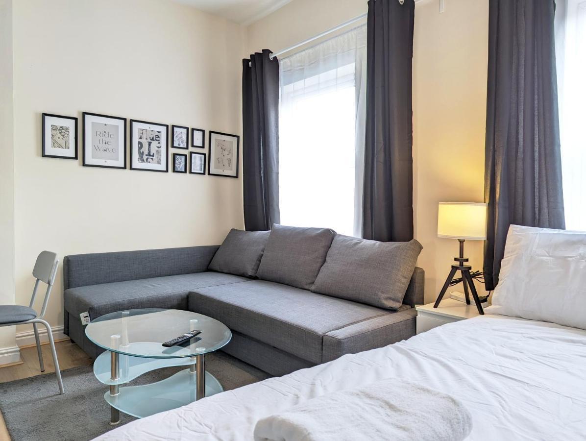 Lovely Studio In Anfield Near Centre Free Parking リヴァプール エクステリア 写真